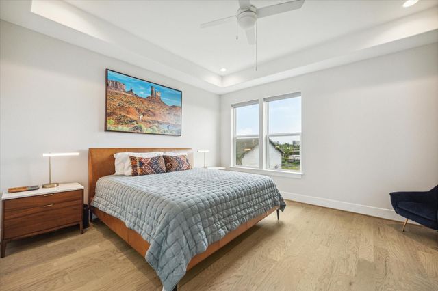 2803 Hicks Street, Houston, TX 77007