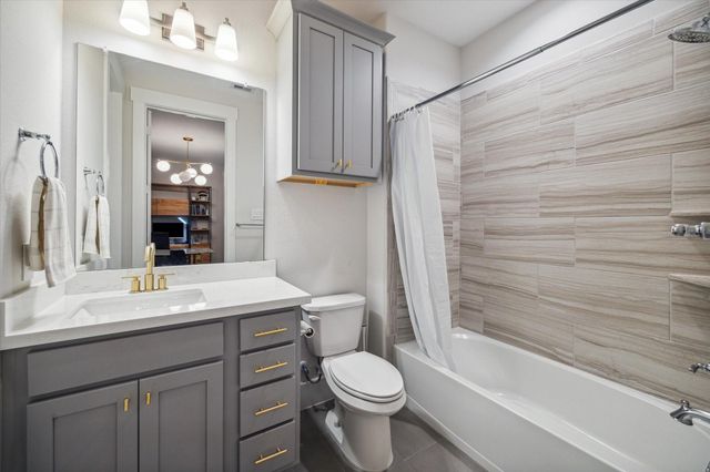 2803 Hicks Street, Houston, TX 77007