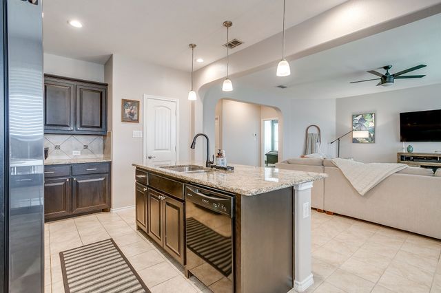 5220 Sugarcane Lane, Fort Worth, TX 76179