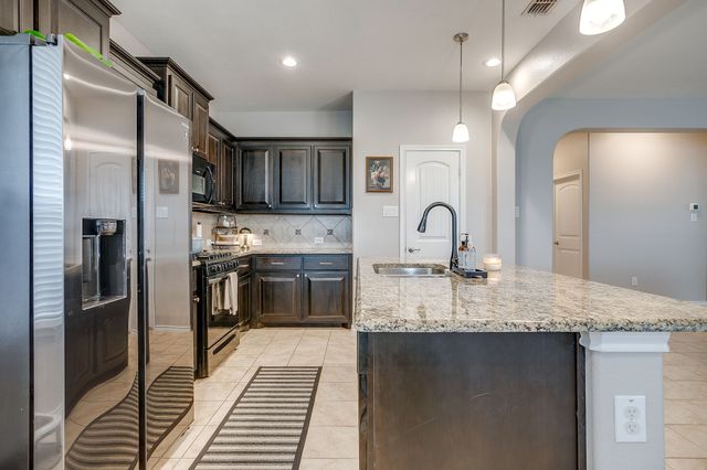 5220 Sugarcane Lane, Fort Worth, TX 76179