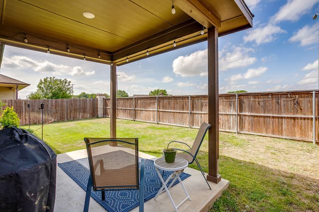 5220 Sugarcane Lane, Fort Worth, TX 76179
