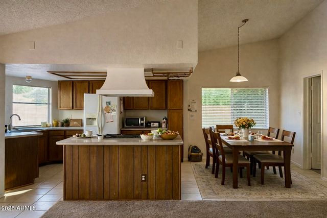 1116 E Hackamore Street, Mesa, AZ 85203