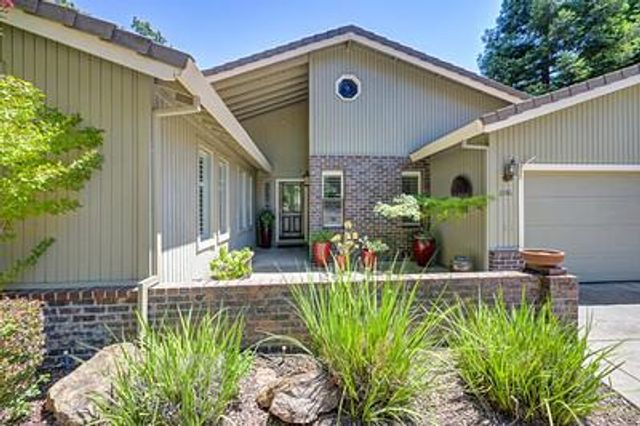 6746 Terreno Dr, Rancho Murieta, CA 95683