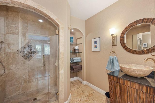 6746 Terreno Dr, Rancho Murieta, CA 95683