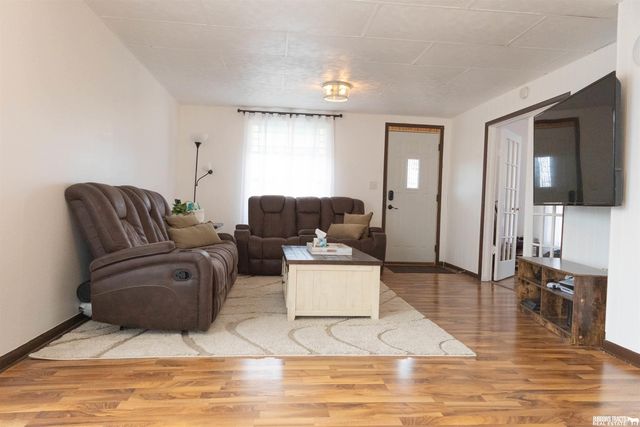 1048 G Street, Pawnee City, NE 68420