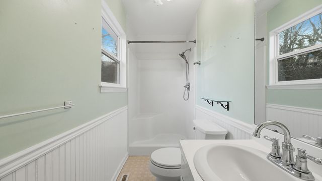 6321 Ridge Lake Road, Hixson, TN 37343