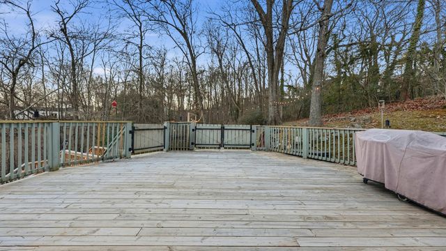 6321 Ridge Lake Road, Hixson, TN 37343