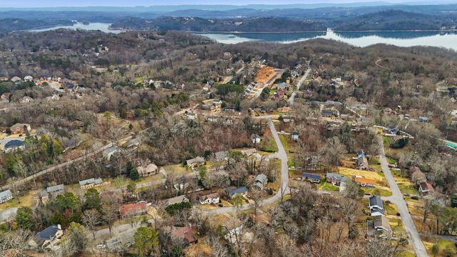 6321 Ridge Lake Road, Hixson, TN 37343