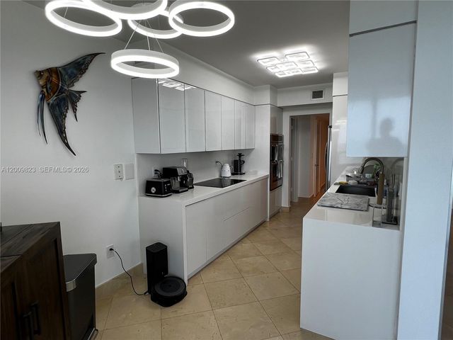 18671 Collins Ave 402, Sunny Isles Beach, FL 33160