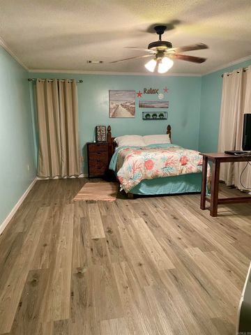 626 N Holman Street, Brookland, AR 72417