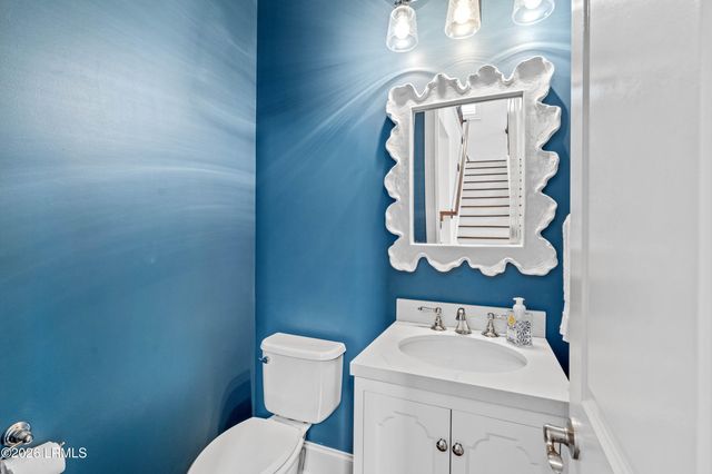 18 Carter Oaks Drive, Lady's Island, SC 29907