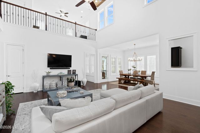 18 Carter Oaks Drive, Lady's Island, SC 29907