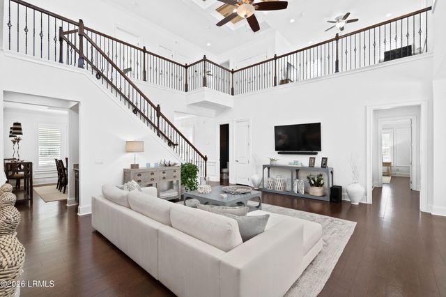 18 Carter Oaks Drive, Lady's Island, SC 29907