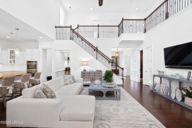 18 Carter Oaks Drive, Lady's Island, SC 29907