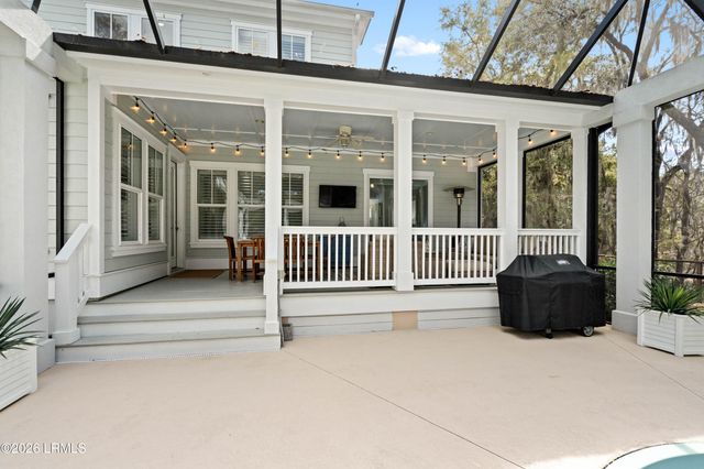 18 Carter Oaks Drive, Lady's Island, SC 29907