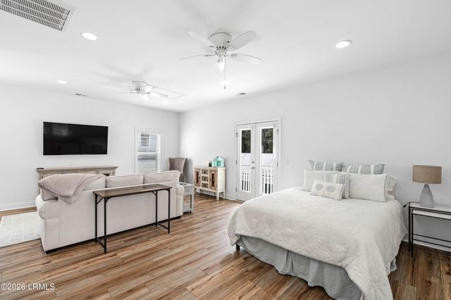 18 Carter Oaks Drive, Lady's Island, SC 29907