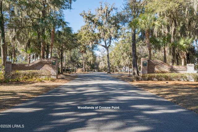 18 Carter Oaks Drive, Lady's Island, SC 29907