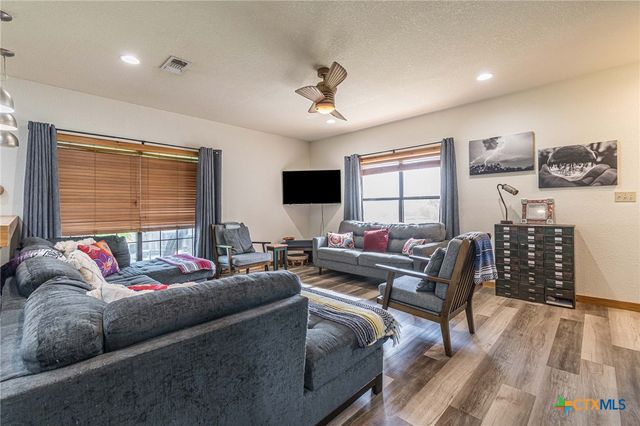316 Castin Lane, New Braunfels, TX 78130