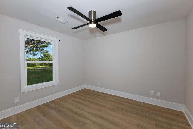 257 Kelly Farm Road, Newnan, GA 30265
