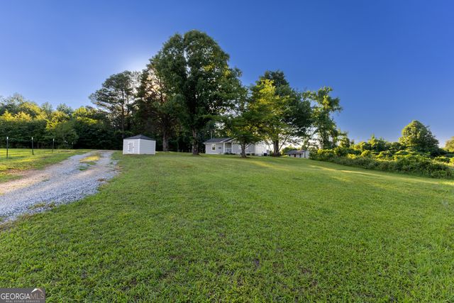 257 Kelly Farm Road, Newnan, GA 30265