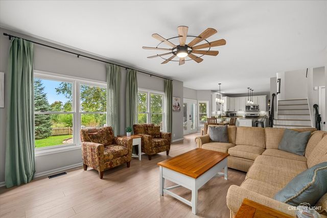 0S601 Preston Circle, Geneva, IL 60134