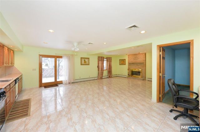 121 Frederick Avenue 2, Hawthorne, NJ 07506