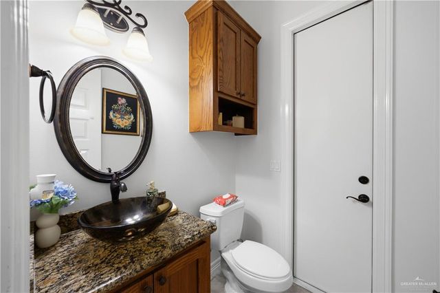 315 N 17th Street, Hidalgo, TX 78577