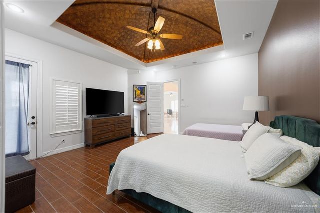 315 N 17th Street, Hidalgo, TX 78577