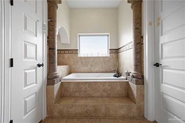 315 N 17th Street, Hidalgo, TX 78577