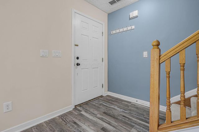 5870 Coldcreek Drive, Hilliard, OH 43026
