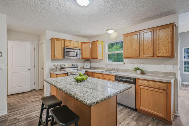 5870 Coldcreek Drive, Hilliard, OH 43026