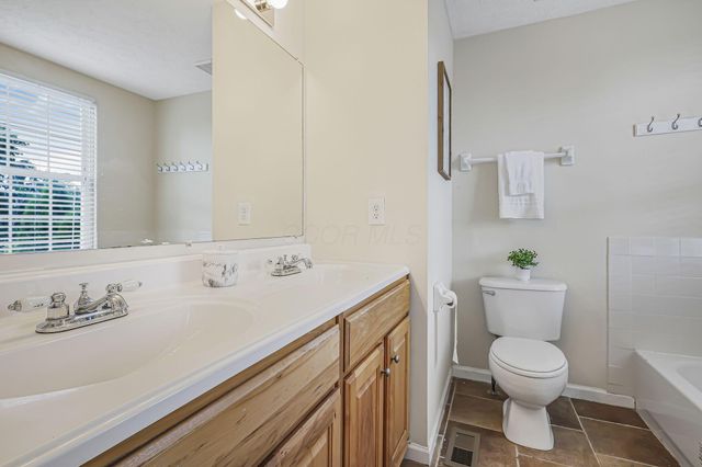 5870 Coldcreek Drive, Hilliard, OH 43026
