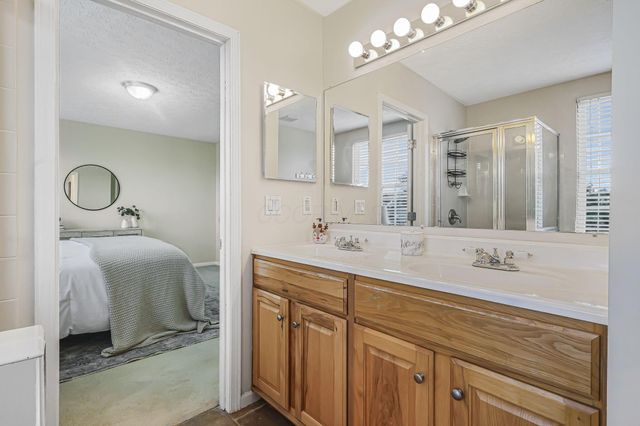 5870 Coldcreek Drive, Hilliard, OH 43026