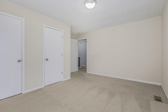 5870 Coldcreek Drive, Hilliard, OH 43026