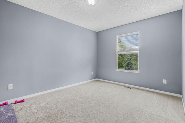 5870 Coldcreek Drive, Hilliard, OH 43026
