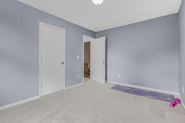 5870 Coldcreek Drive, Hilliard, OH 43026