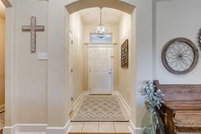 320 Delaware Street, Burleson, TX 76028