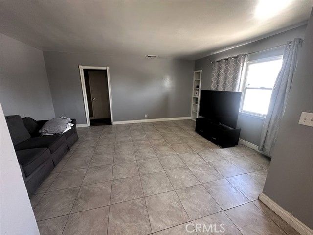 836 N Millard Avenue, Rialto, CA 92376