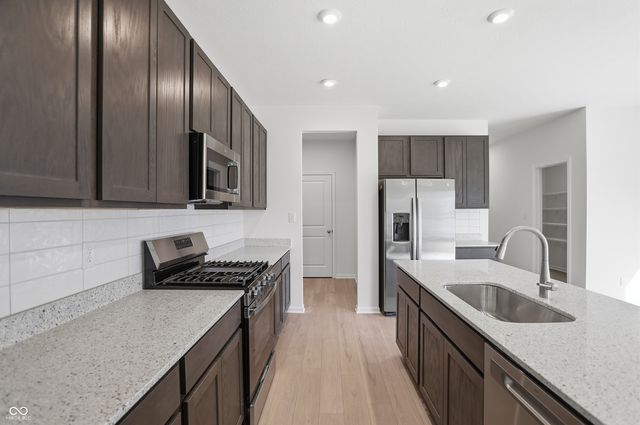 7193 Jackson Drive, Cumberland, IN 46229