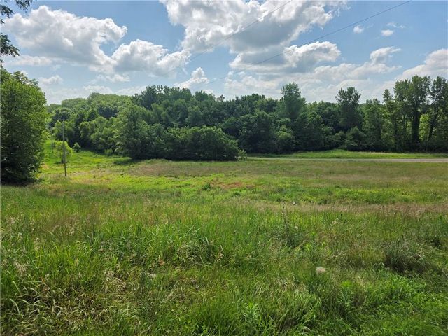 9170 E Highway, Camden Point, MO 64018