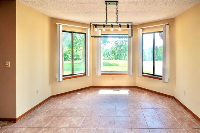 9170 E Highway, Camden Point, MO 64018