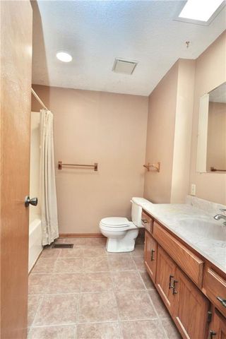 9170 E Highway, Camden Point, MO 64018