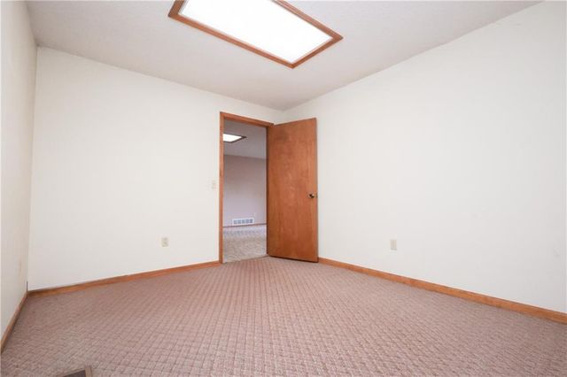 9170 E Highway, Camden Point, MO 64018