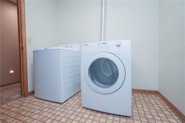 9170 E Highway, Camden Point, MO 64018