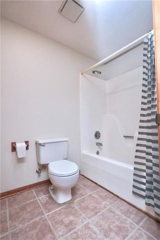 9170 E Highway, Camden Point, MO 64018