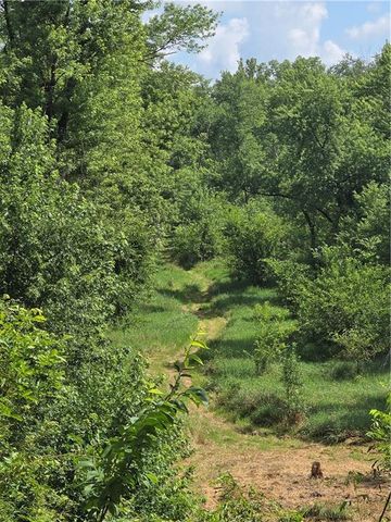 9170 E Highway, Camden Point, MO 64018