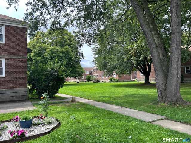 335 North Bishop Avenue 12, Bridgeport, CT 06610