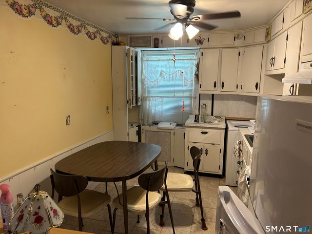 335 North Bishop Avenue 12, Bridgeport, CT 06610