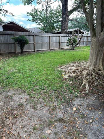3910 Ebury Drive, Houston, TX 77066