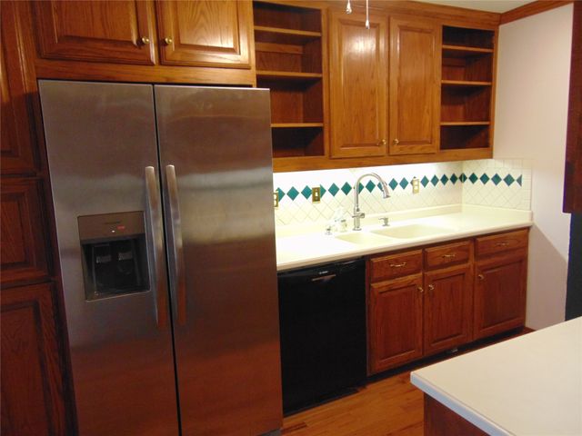 1110 Meandering Way, Mesquite, TX 75150